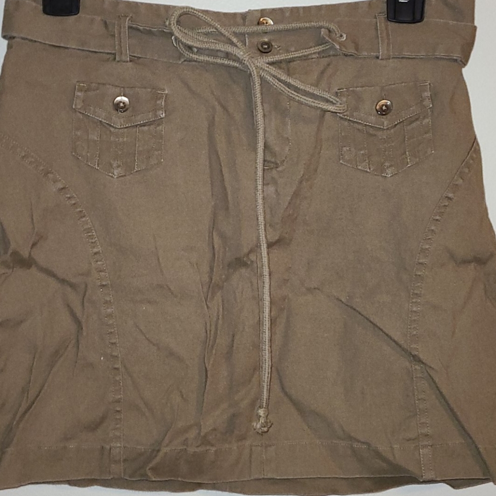 EUC Banana Republic Mini Skirt - Picture 1 of 4
